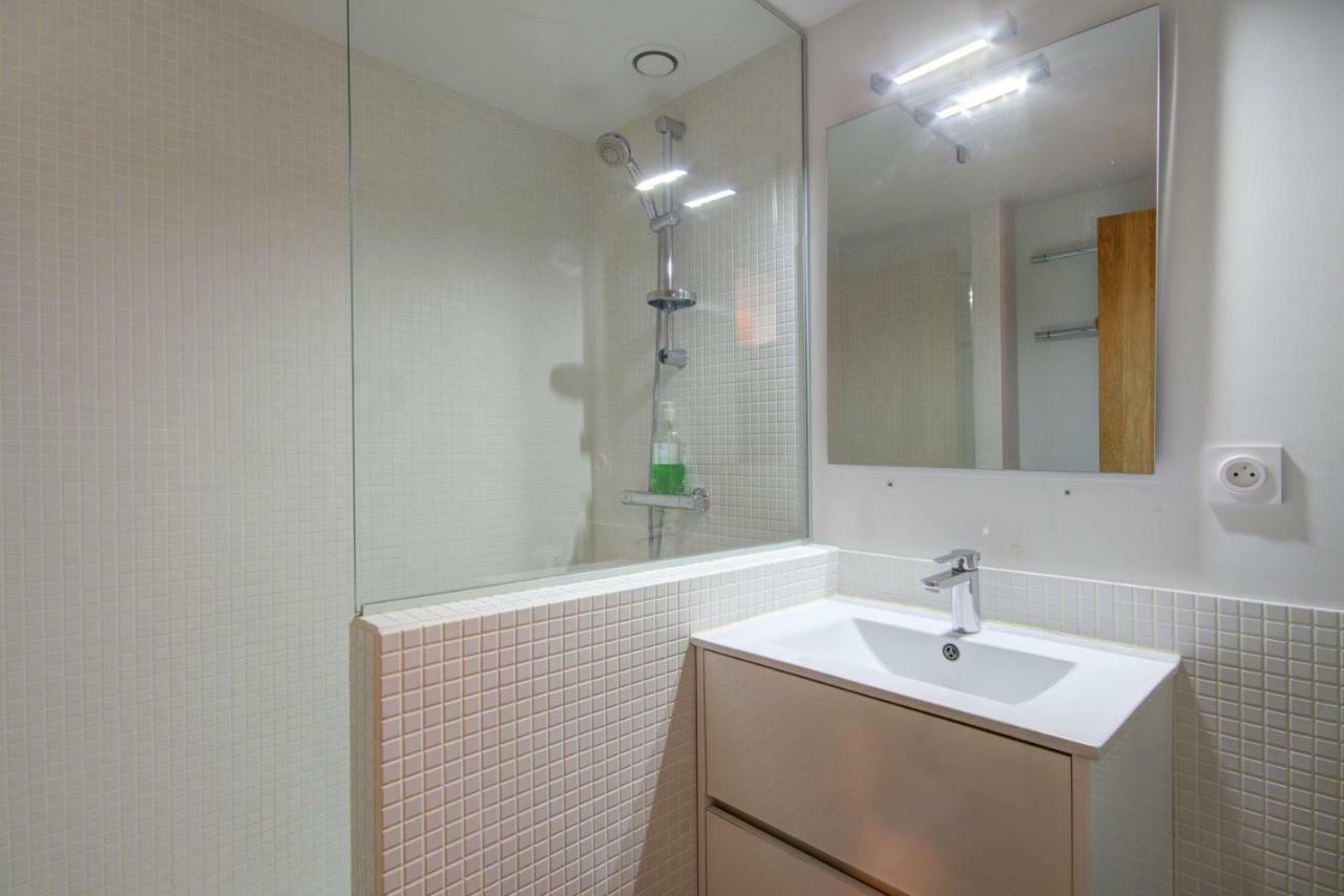 L'Etoile Apartment Бордо Екстериор снимка